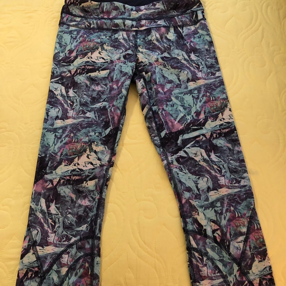 Lululemon crop leggings